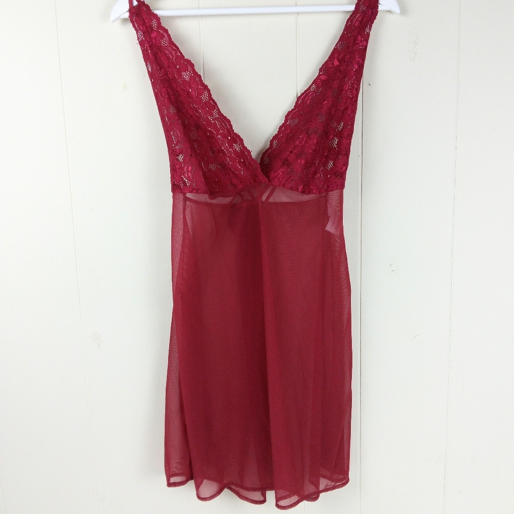 Elegant Red Lace Nightgown Size XL